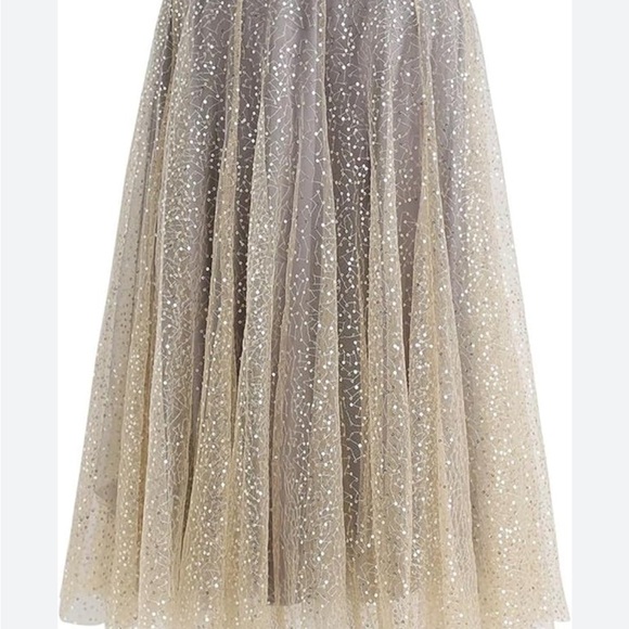 Chicwish Elegant Gray and Cream Skirt, new, don’t used - Picture 3 of 7